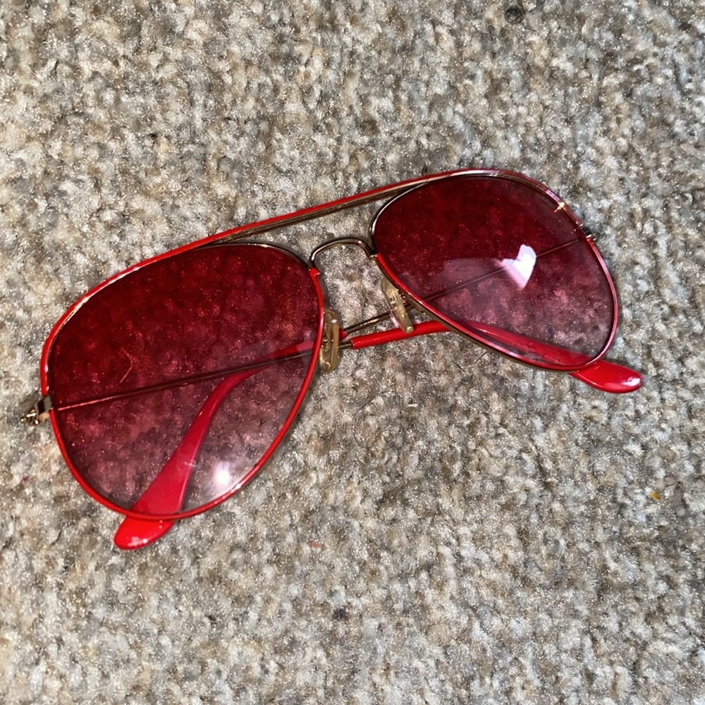 Assorted Sunglasses - Picture 9 of 12